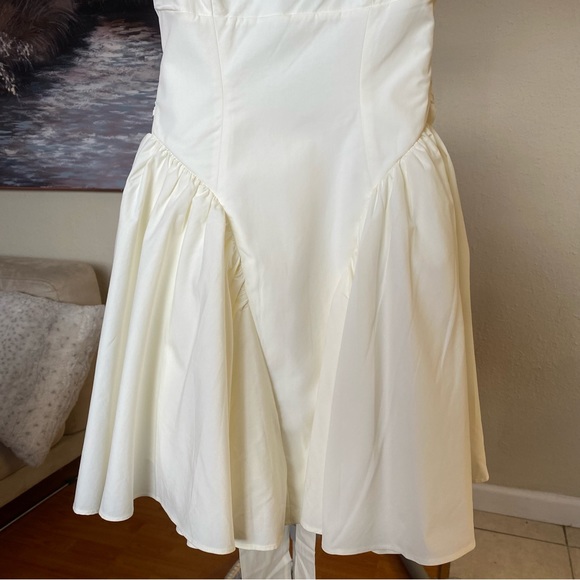 Medium LONGER Fuller Cup HOUSE OF CB 'Florianne' Ivory Bow Mini Dress white NWOT - Picture 9 of 13